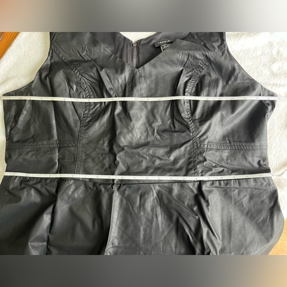 Torrid Tank Top Womens 3X Black Faux Leather Back Zip Chest Lined Soft Edgy Chic - Picture 3 of 9